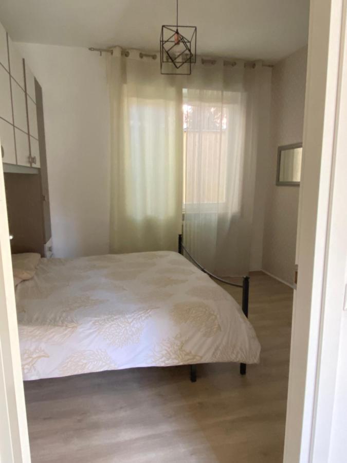 Appartmentslapiazzetta -1-2-6 Sesto Calende Bagian luar foto