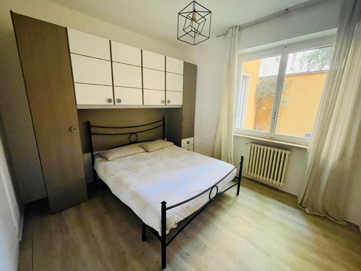 Appartmentslapiazzetta -1-2-6 Sesto Calende Bagian luar foto